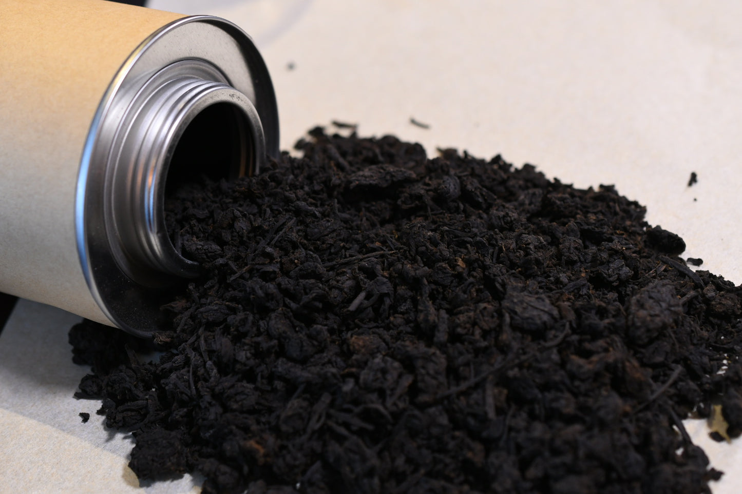 Trà Trầm Shan Tuyết Cổ Thụ Men Chín